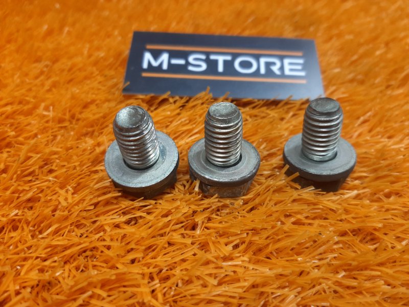 болт гидротрансформатора, 300 рублей, Красноярск