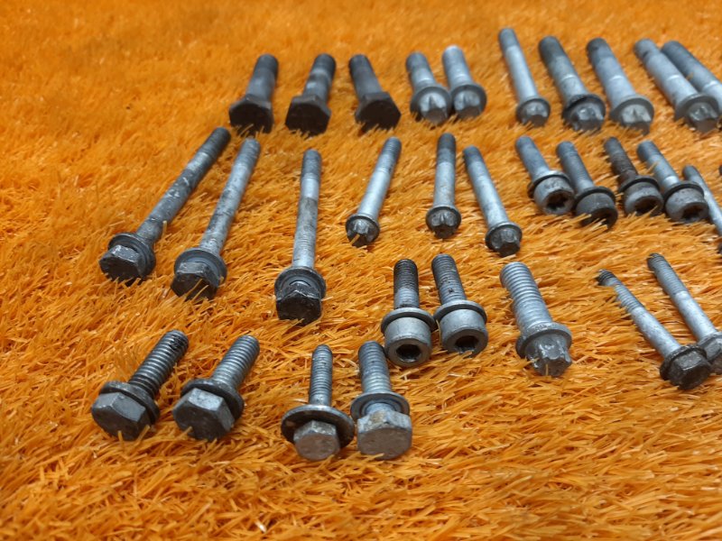 Болты и гайки ДВС, 830 рублей, Красноярск