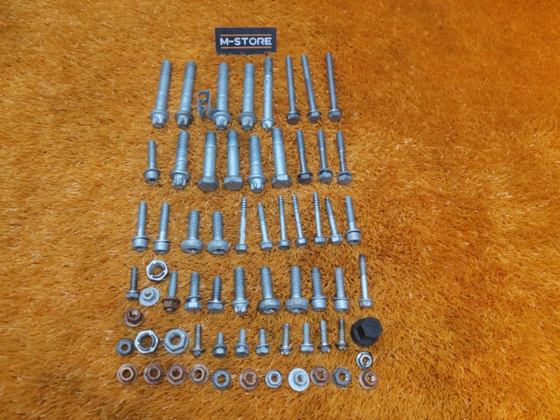 Болты и гайки ДВС, 810 рублей, Красноярск