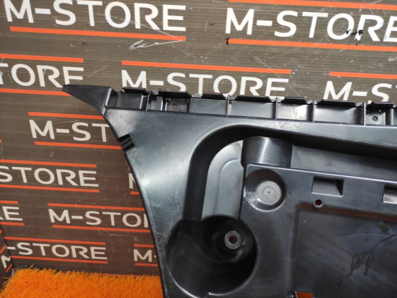 крепление бампера, 900 рублей, Красноярск