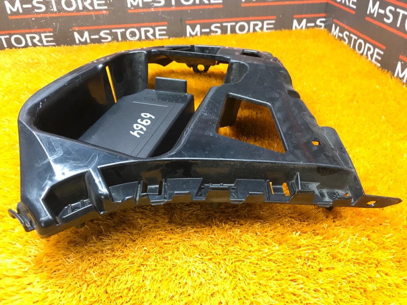 крепление бампера, 930 рублей, Красноярск