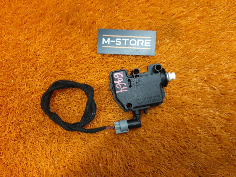 Замок лючка бензобака, 670 рублей, Красноярск