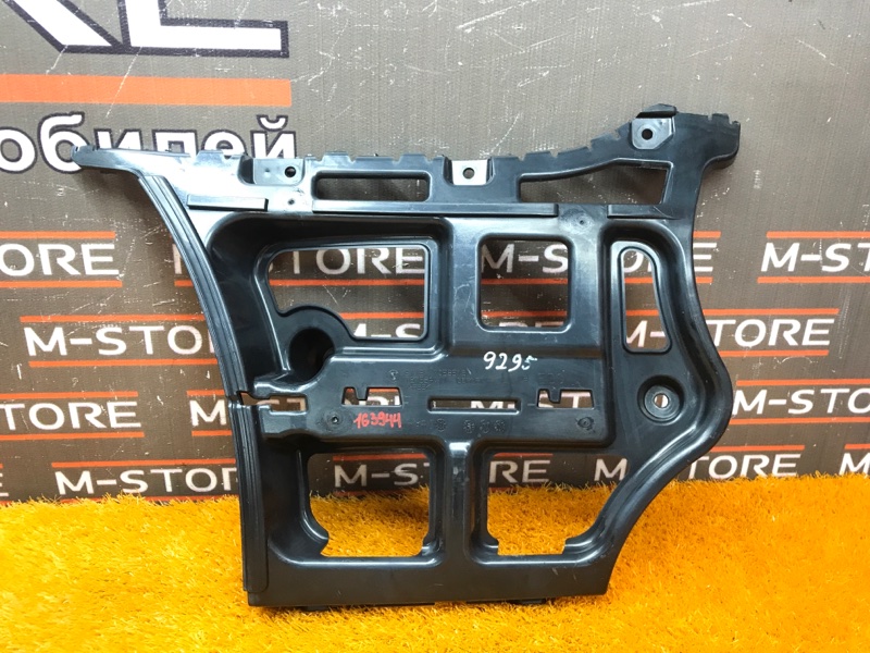 крепление бампера, 500 рублей, Красноярск