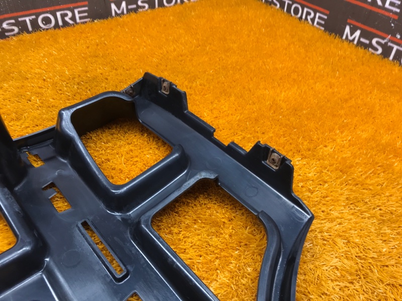 крепление бампера, 500 рублей, Красноярск