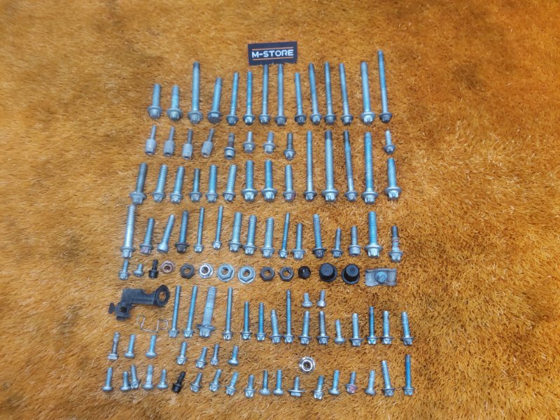 Болты и гайки ДВС, 930 рублей, Красноярск