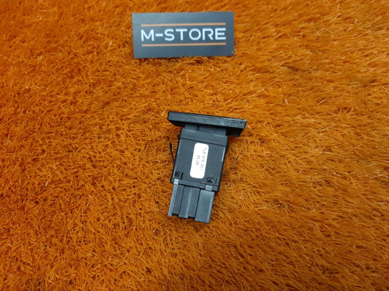 Кнопка включения парктроников, 200 рублей, Красноярск