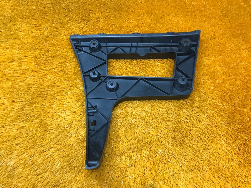 крепление бампера, 500 рублей, Красноярск