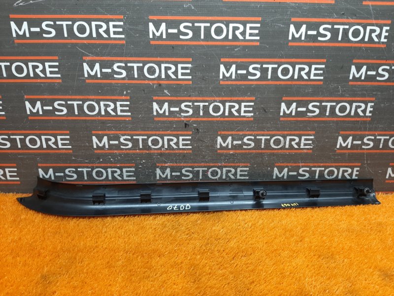 Накладка на порог салона, 350 рублей, Красноярск