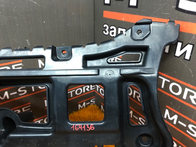 крепление бампера, 500 рублей, Красноярск