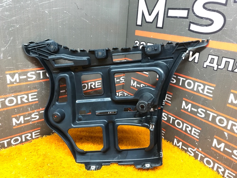 крепление бампера, 500 рублей, Красноярск