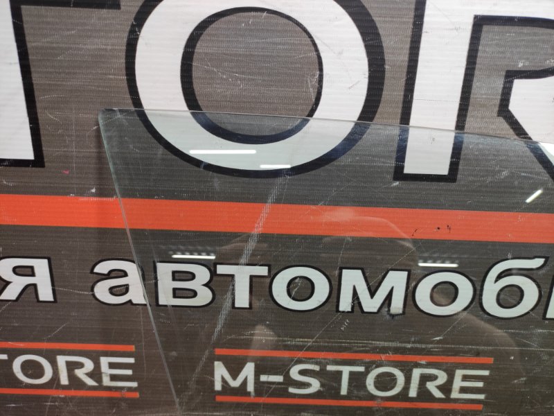 Стекло боковое, 1800 рублей, Красноярск