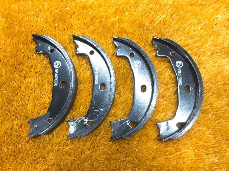 Колодки ручника, 500 рублей, Красноярск