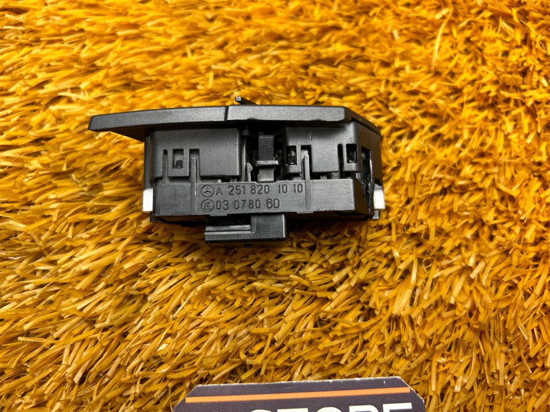 Кнопка центрального замка, 350 рублей, Красноярск