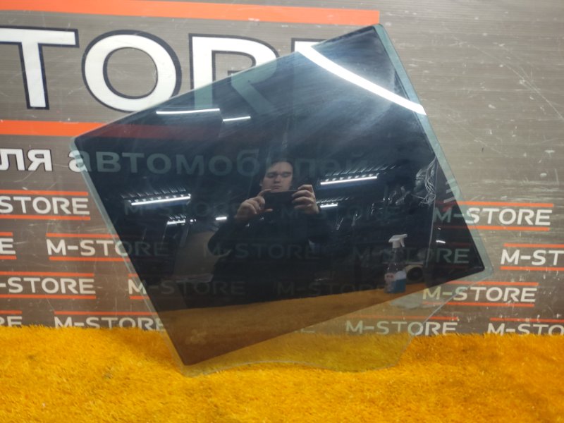 Стекло боковое, 1000 рублей, Красноярск