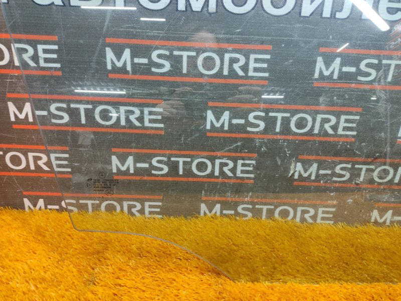 Стекло боковое, 1290 рублей, Красноярск