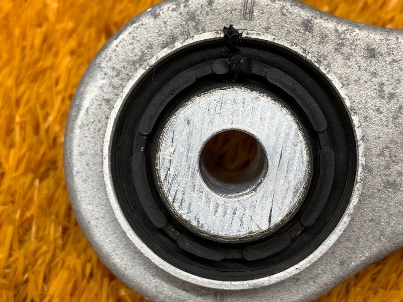 Рычаг подвески верхний, 1000 рублей, Красноярск