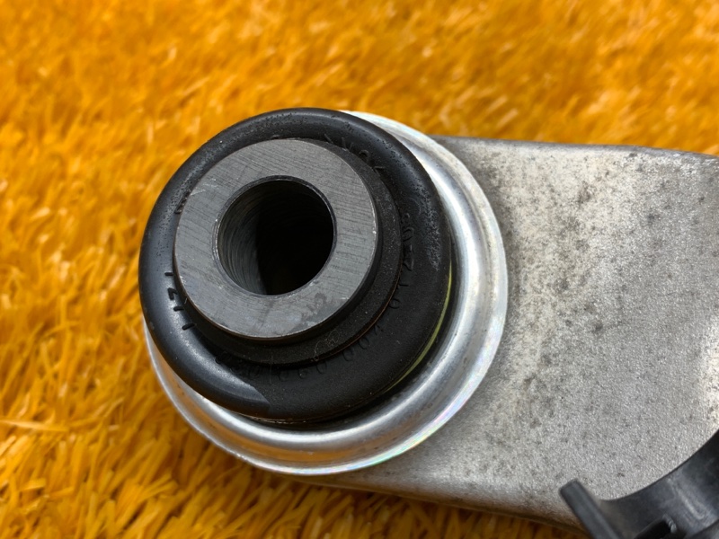 Рычаг подвески верхний, 1000 рублей, Красноярск