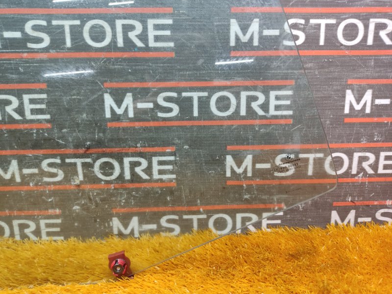 Стекло боковое, 300 рублей, Красноярск