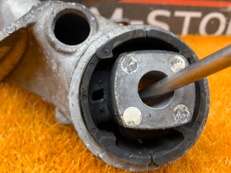 Балка поперечная (подрамник), 1690 рублей, Красноярск