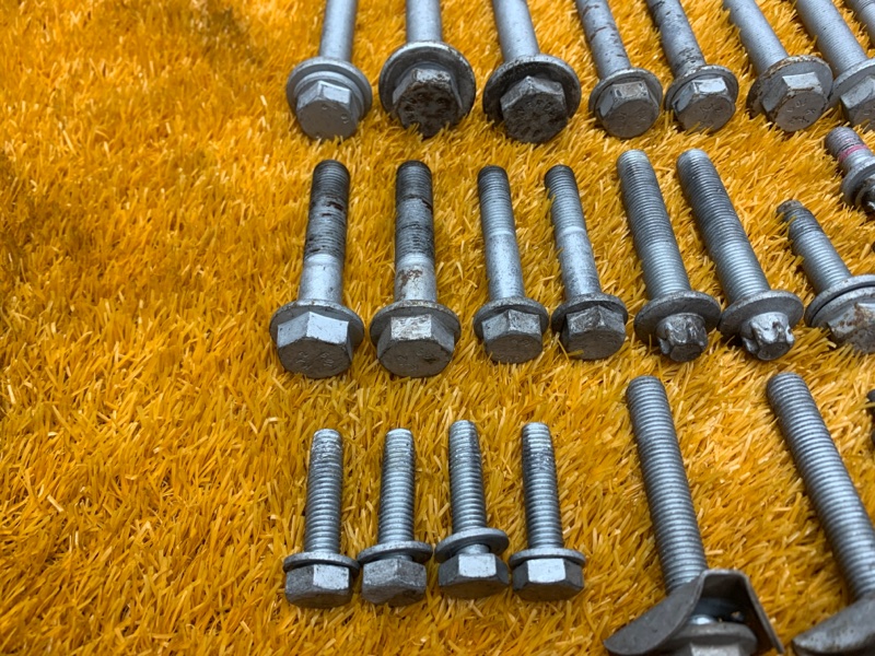 Болты и гайки задней подвески, 630 рублей, Красноярск