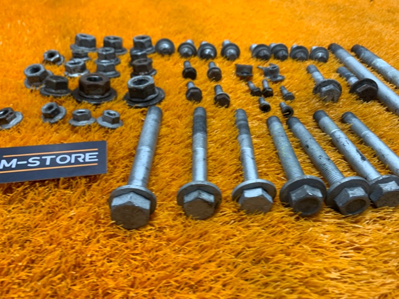 Болты и гайки задней подвески, 930 рублей, Красноярск