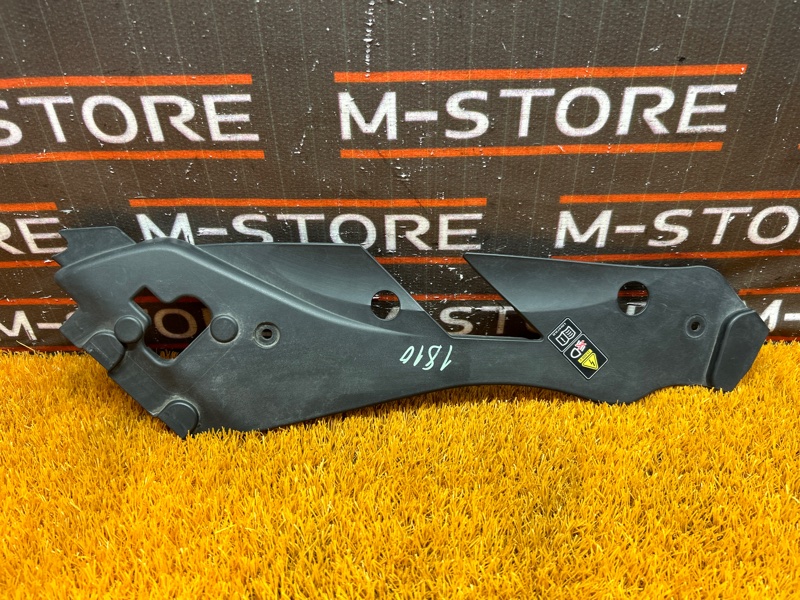 Накладка замка капота, 670 рублей, Красноярск