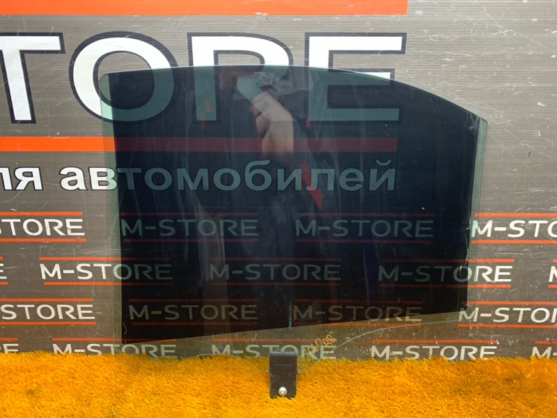 Стекло боковое, 2000 рублей, Красноярск