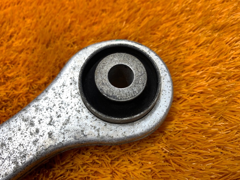 Рычаг подвески верхний, 500 рублей, Красноярск