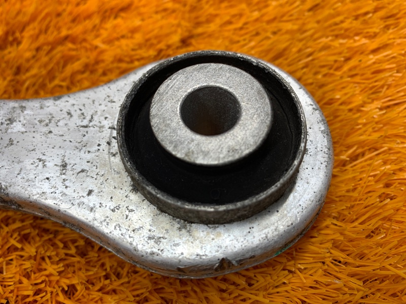 Рычаг подвески верхний, 500 рублей, Красноярск