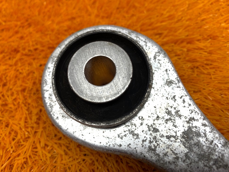 Рычаг подвески верхний, 500 рублей, Красноярск