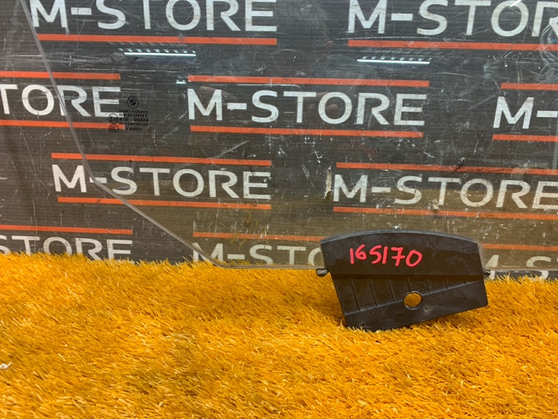 Стекло боковое, 2500 рублей, Красноярск