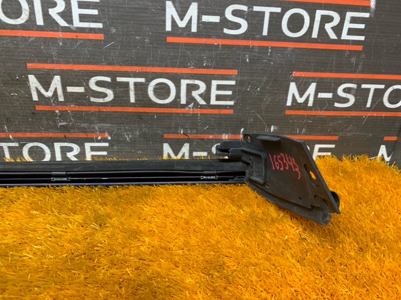 Молдинг стекла внешний, 1290 рублей, Красноярск