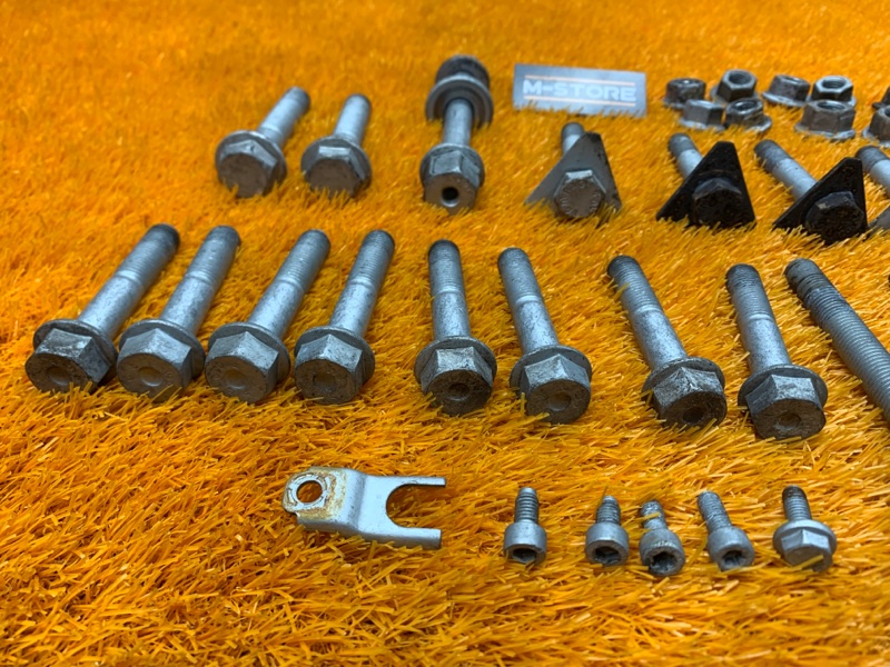 Болты и гайки задней подвески, 800 рублей, Красноярск