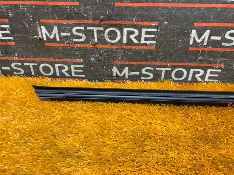 уплотнитель стекла двери, 340 рублей, Красноярск