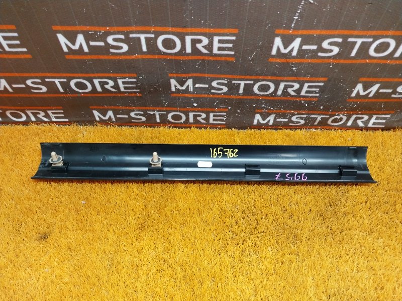 Накладка на порог салона, 210 рублей, Красноярск