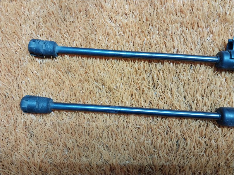 амортизатор капота, 500 рублей, Красноярск