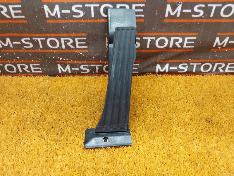 педаль газа, 500 рублей, Красноярск