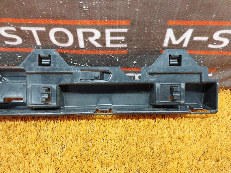 кронштейн порога, 450 рублей, Красноярск