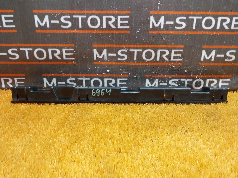 кронштейн порога, 450 рублей, Красноярск