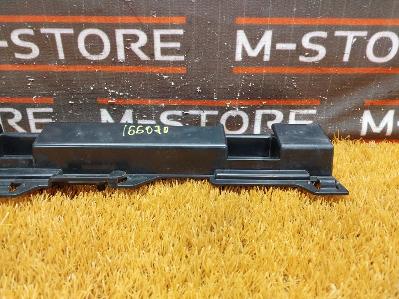 кронштейн порога, 450 рублей, Красноярск