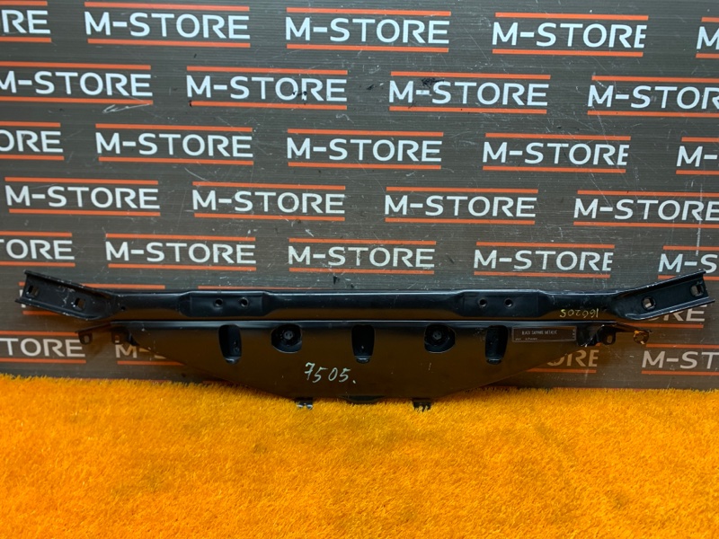 рамка радиатора, 5510 рублей, Красноярск