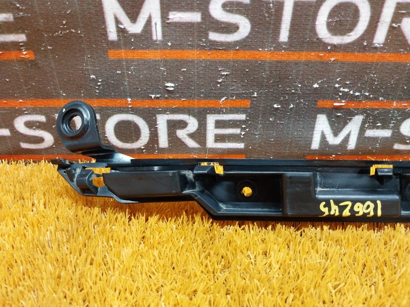 крепление бампера, 350 рублей, Красноярск