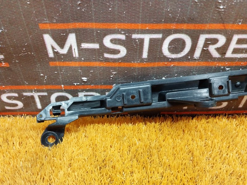 крепление бампера, 350 рублей, Красноярск