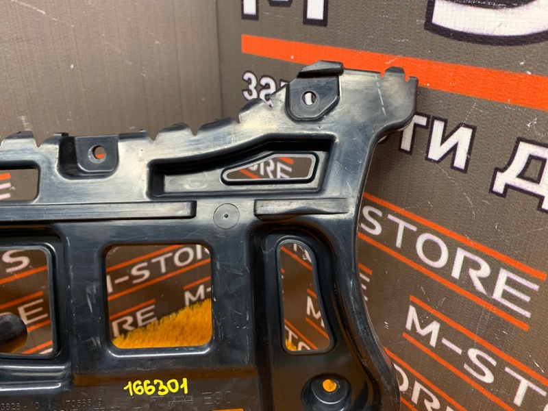 крепление бампера, 500 рублей, Красноярск