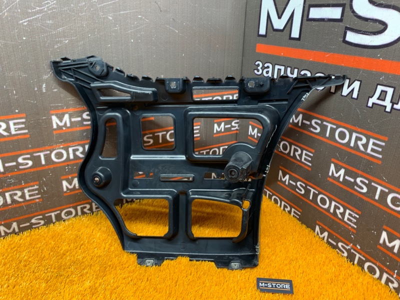 крепление бампера, 500 рублей, Красноярск