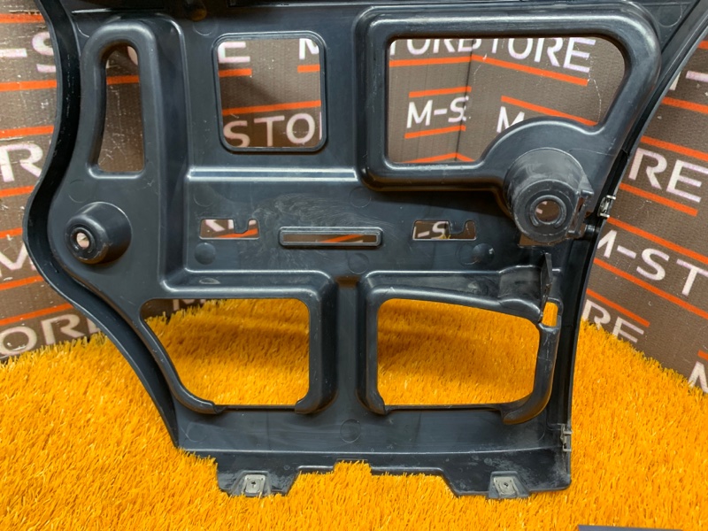 крепление бампера, 500 рублей, Красноярск