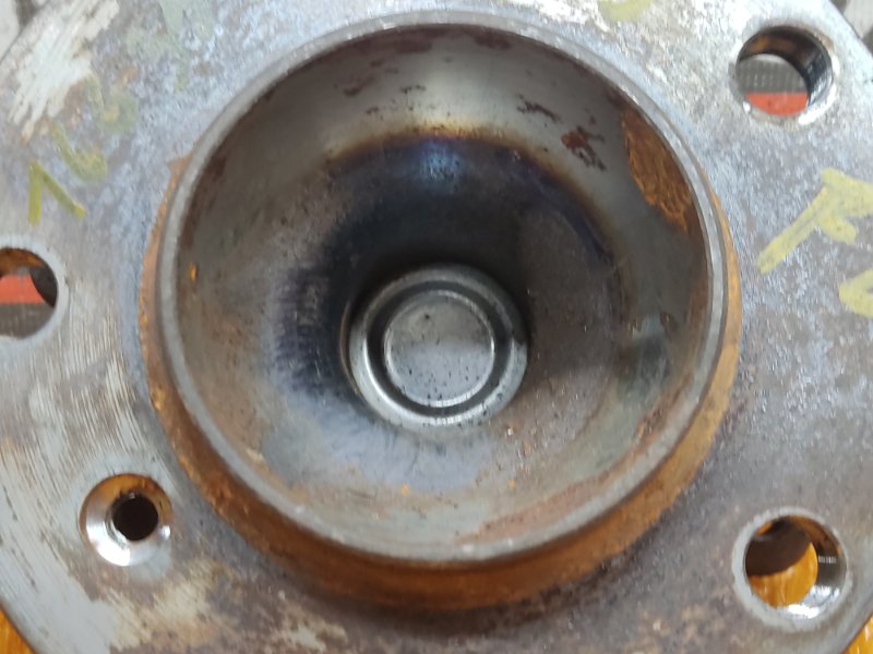 ступица, 2000 рублей, Красноярск