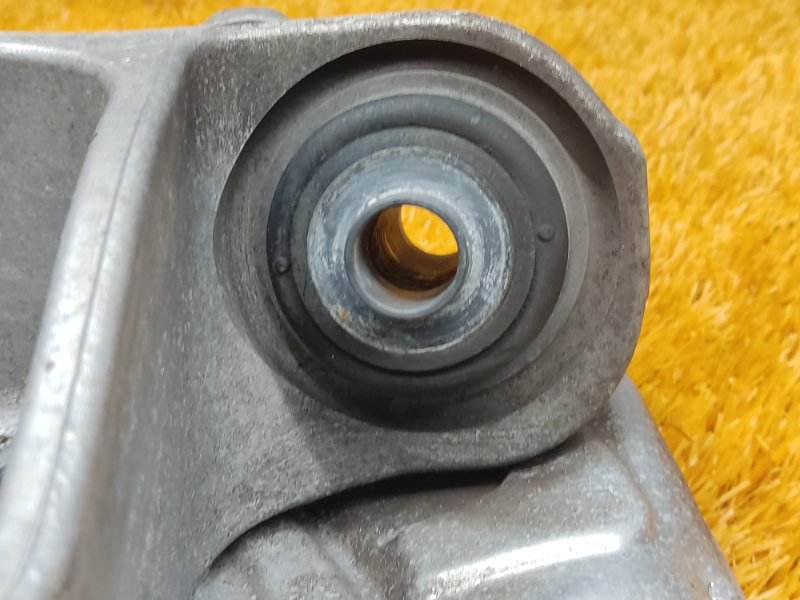 кулак поворотный, 1000 рублей, Красноярск