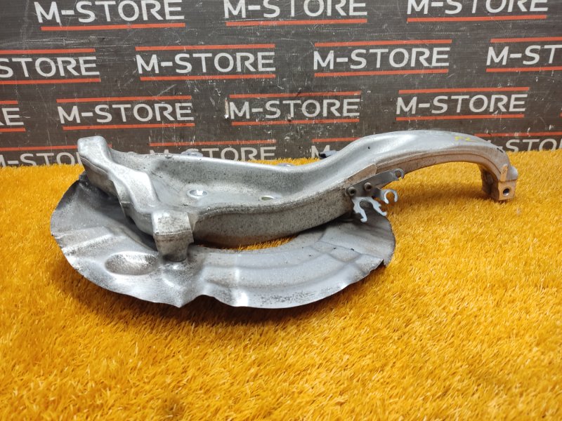 кулак поворотный, 1300 рублей, Красноярск