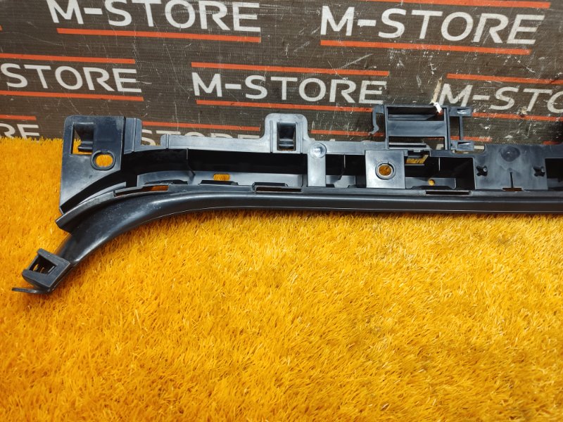 крепление бампера, 500 рублей, Красноярск